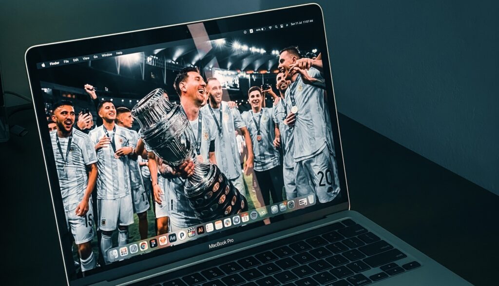 Lionel Messi en la pantalla de una notebook